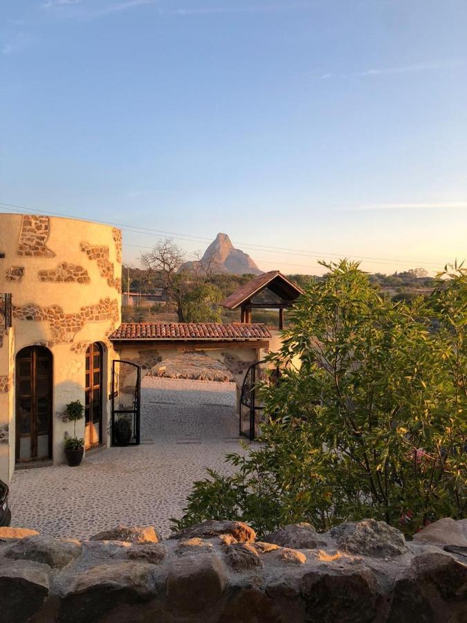 Suites Campestres Montebello Bernal Luaran gambar